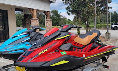 2 heures gratuites avec 8 heures. Nouveau jet ski suralimenté 2022 à louer à Bradenton, en Floride