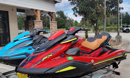 2 heures gratuites avec 8 heures de location. Yamaha Cruiser neuf et rapide à louer à Tampa, Floride