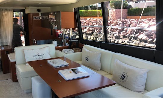 Yacht de luxe français Prestige 550 - Prestige, puissance et plaisir