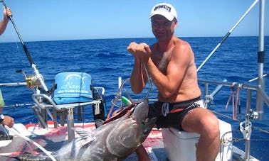 Pesca peces gordos a bordo del yate Sportfisher de 40 pies (máximo 6 personas desde Llucmajor)