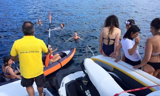 Atividades divertidas de barco + Pôr do sol + Ilhota de Vila Franca