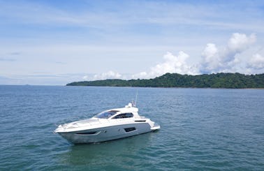 50' Azimut Luxury Yacht Experience In Panama