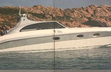 Tour the Amalfi Coast with Skippered Yacht Magnum supremus 51