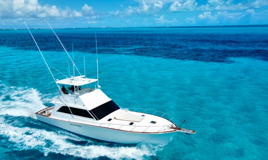Big fish 55 ft Sportfishing Yacht for 20 guests in Cancun