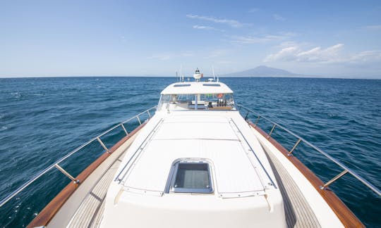 Apreamare 12 para alugar na Costa de Sorrento, Amalfi, Positano e Capri.