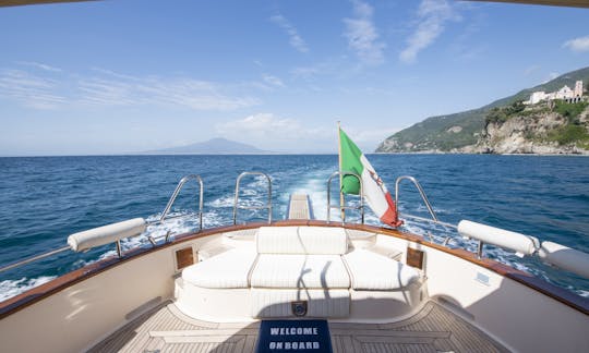 Apreamare 12 para alugar na Costa de Sorrento, Amalfi, Positano e Capri.