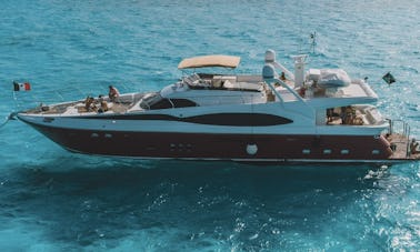 DYNA CRAFT 80, CON JACUZZI. 