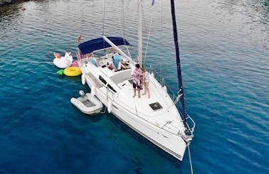 39ft Jeanneau Sun odyssey Sailing Yacht Charter in Muğla