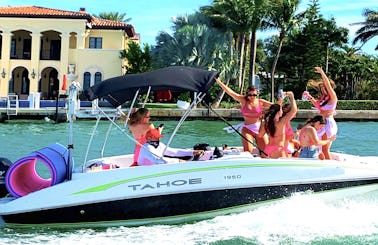 Fun Boat in Miami Beach | Rent Tahoe 1950 Boat for up to 6 People