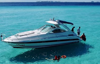FUN & AFFORDABLE 39 ft. DORAL Motor Yacht in Cancun FREE JETSKI 1 HOUR