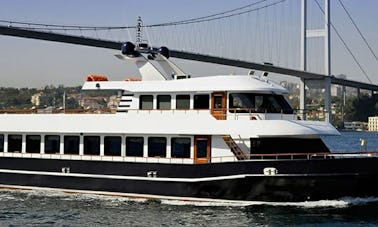 Spacious 78ft Yacht for 120 people in Istanbul ready for reservation! B3