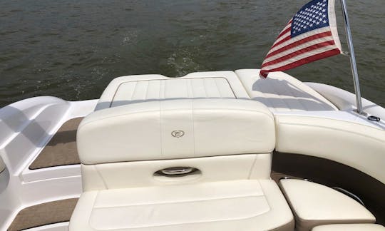Cobalt 232 Powerboat available on Lake Hudson in Oklahoma