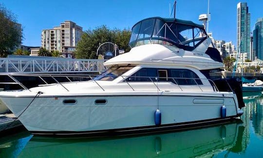 35' Luxury Motor Yacht in Marina Del Rey