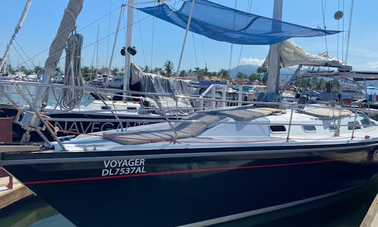 Location d'un magnifique yacht Catalina de 42 pieds à Puerto Vallarta