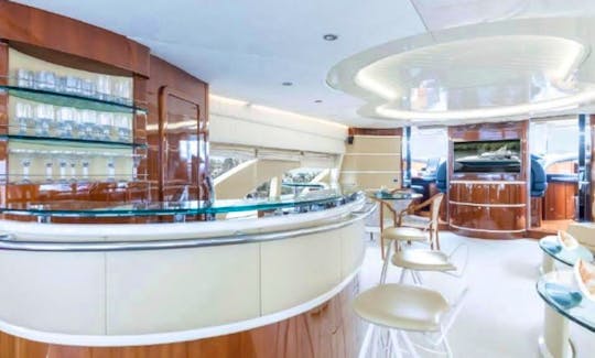 100ft Incredible Luxury Azimut Mega Yacht Charter