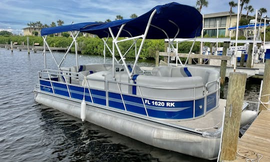 MN : Bentley Pontoon 90 HP White Bear Lake & Surrounding areas