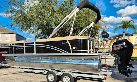 Luxurious 21ft Harris Pontoon for rent in Riverview, Florida