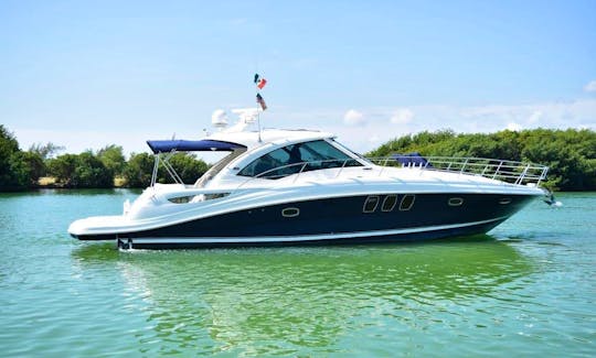 Beautiful 50ft Sea Ray Motor Yacht in Cancun with jetski included on your 6hr booking