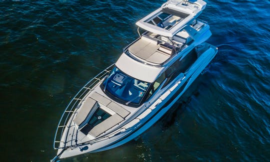Galeon 500 Yacht Rental in Tampa, Florida