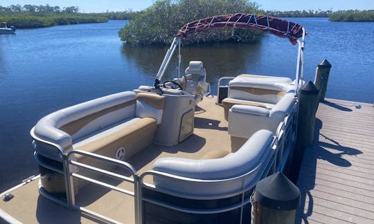 20ft Bennington Pontoon Boat in Siesta Key, Florida!