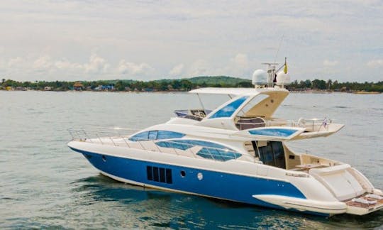 Location d'un yacht de luxe Azimut de 66 pieds à North Bay Village en Floride