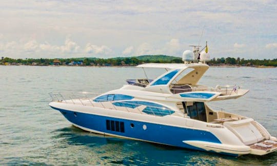 66ft Azimut Luxury Yacht Charter in North Bay Village Florida