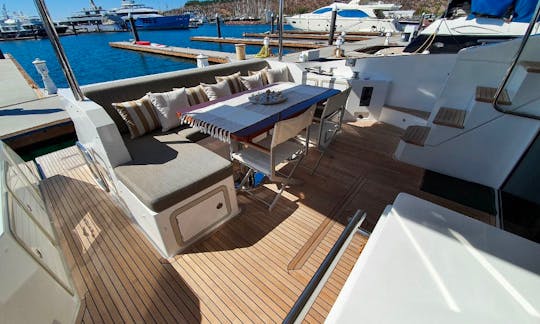 Azimut 66 Motor Yacht 2020 A lady with class!