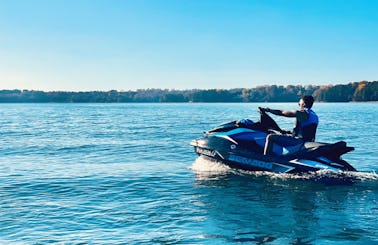 Rent the best Jetskis at Lake Oconee | Yamaha Fx Cruiser with Audio