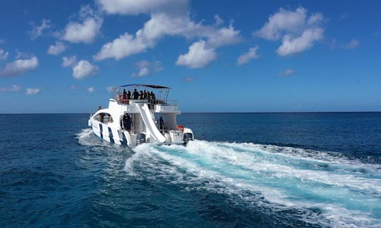 🎊🛥🔥 Barco privado de lujo VIP de día completo en Punta Cana alquilado por el propietario 🛥️