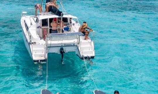 PRIVATE CATAMARAN ⛵️ SAILING TO ISLA MUJERES 🏝️