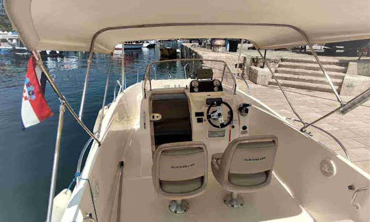 Quicksilver Open 675 Center Console for 8 people in Opatija