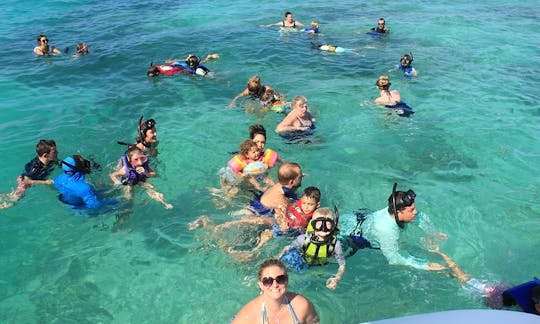 SPRING BREAK TIME 🛥🔥 Festa VIP de catamarã de luxo à vela e natação em Punta Cana