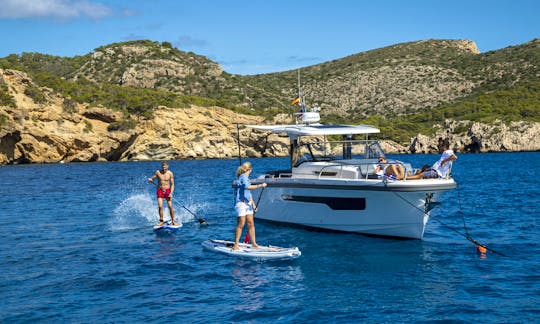 NIREAS | NIMBUS T11 Motor Yacht in Spetses Greece