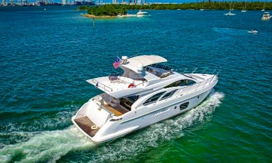 Explore Miami🕶 and its Beaches in a Beautiful 55' Azimut Motor Yacht🔱