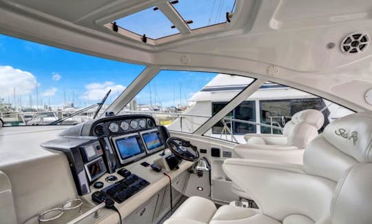 48' Sea Ray Sundancer Motor Yacht Rental in Miami, Florida