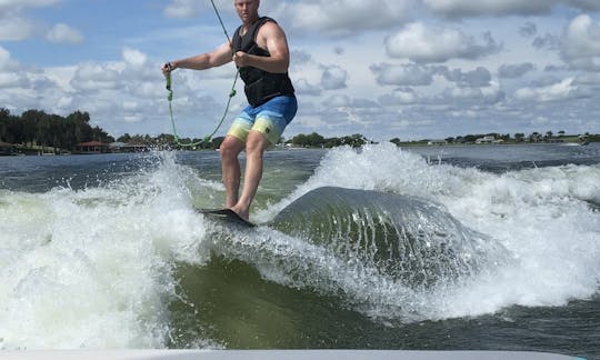 Barco Axis A22 Wakesurf en alquiler en Lake Placid, Florida