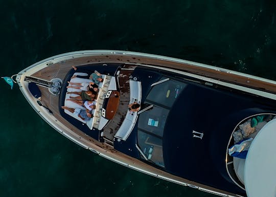 EXQUISITE 90' SUNSEEKER YACHT - LUXURY CHARTER EXPERIENCE