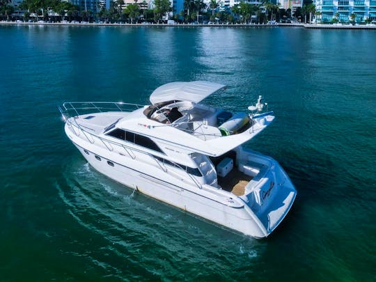 48ft Yacht W/1 Jet Ski Included in Miami for up to 13 guests!