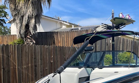 20ft Ski Centurion Bowrider for rent in Rancho Cordova California