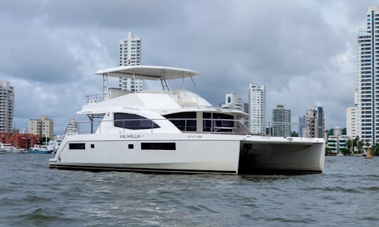 Leopard 51 Power Cat Charter in Cartagena, Bolívar