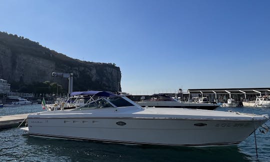 Aluguel de iates a motor ITAMA 38 em Sorrento, Capri e Costa Amalfitana