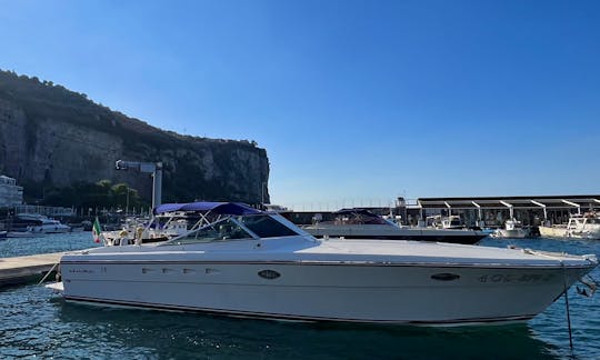 ITAMA 38 Motor Yacht Rental in Sorrento, Capri and Amalfi coast