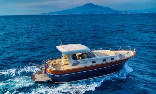 Apreamare 38ft Motor Yacht Rental in Sorrento , Capri and Amalfi Coast