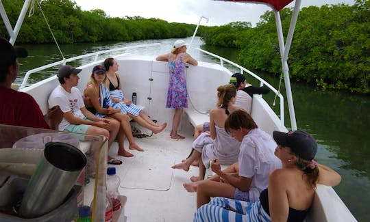 38ft Private Charter: Island Sightseeing, Sea and Sun: San Pedro, Belize