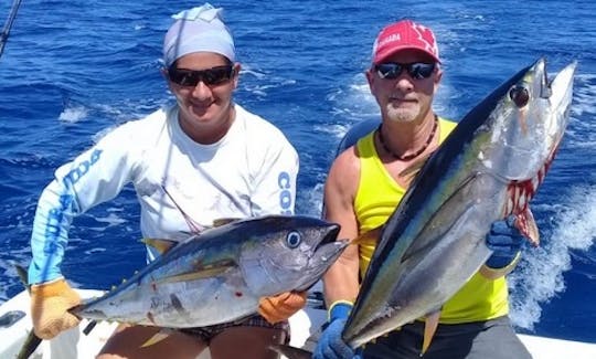 Fishing or Cruising in Flamingo Beach, Costa Rica with 26’ Custom-Built Center Console!