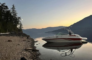 Play on the Shuswap Lake with MB 24 Sportdeck Boat!