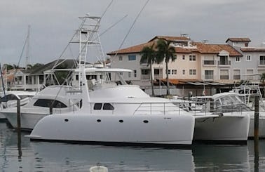 50ft Power Catamaran Charter in Casa de Campo, La Romana