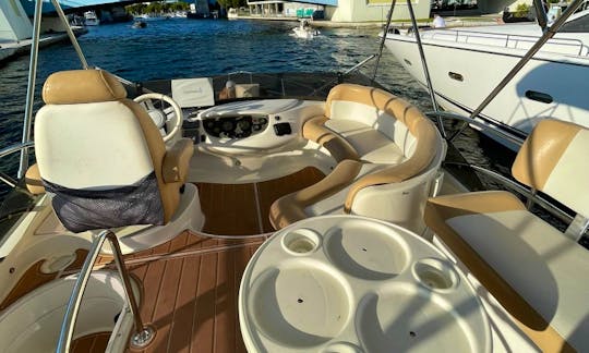 🌊40ft Azimut Motor Yacht  In Los Rios de Miami Enjoy the Holidays⚓