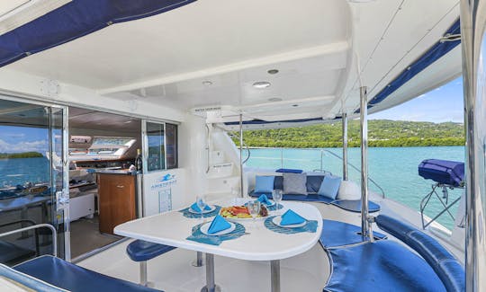 2 All inclusive private boat tour of Montego Bay - Drinks, Snacks and DJ included!