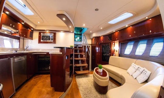 Location de yacht à moteur Searay Sundancer de 62 pieds à Carthagène des Indes, Bolívar